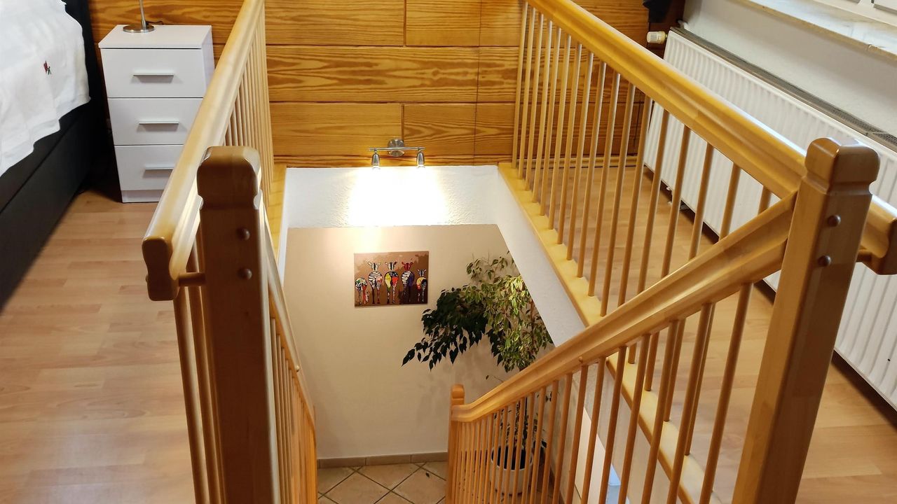 Gästewohnung im Papenteich - Aufgang Schlafbereich Gästewohnung im Papenteich - Aufgang Schlafbereich